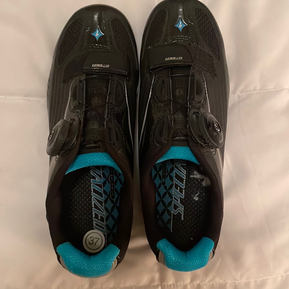 Specialized road bike shoes. BOA dial. Brand new.